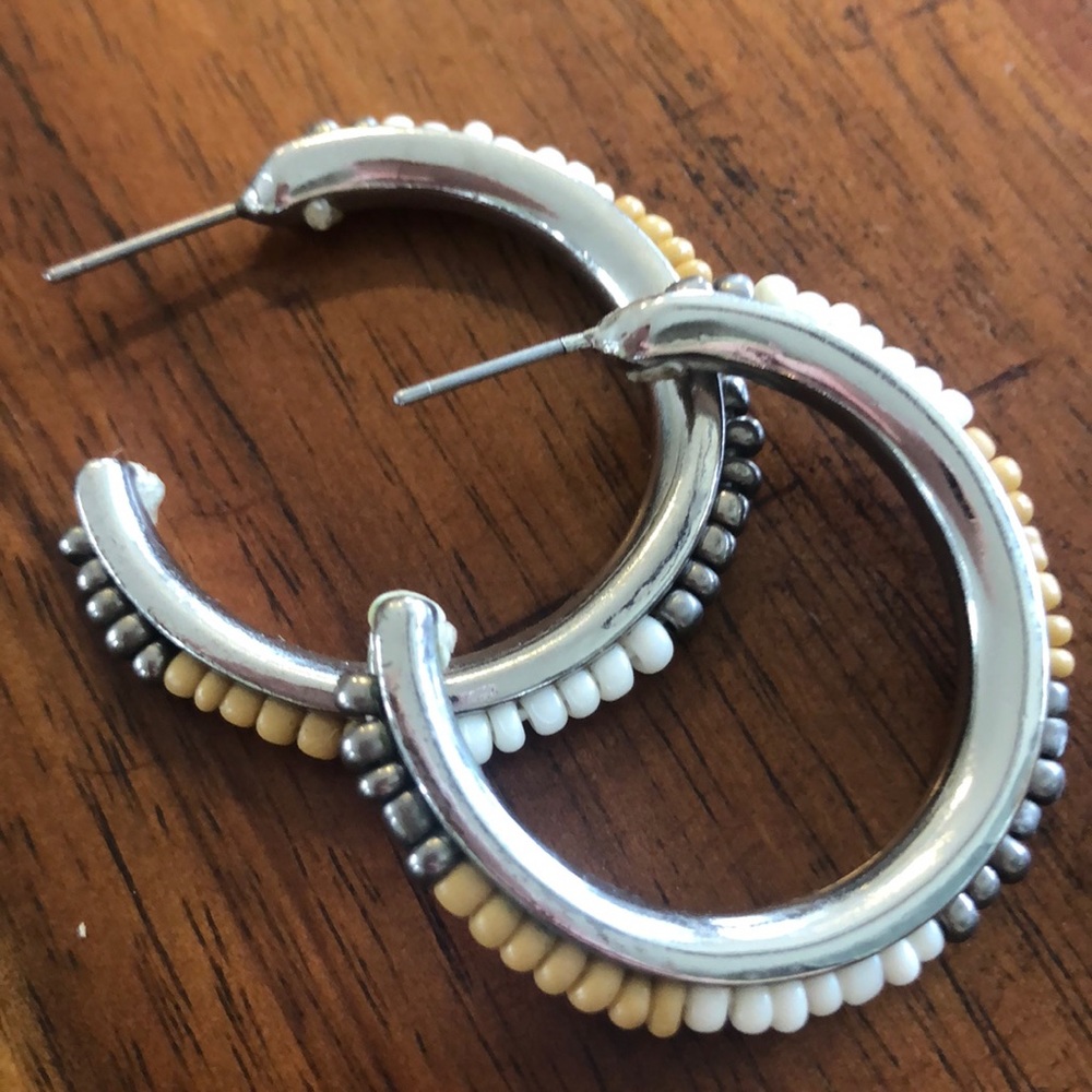 Neutral colours beaded hoop earrings